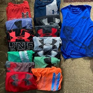Boys Under Armour T-shirts medium